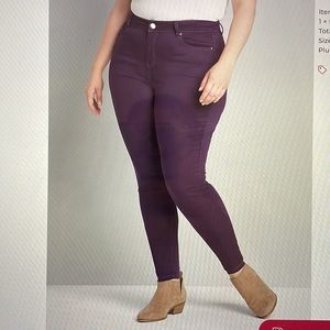 Lane Bryant Curvy fit sateen skinny Jean